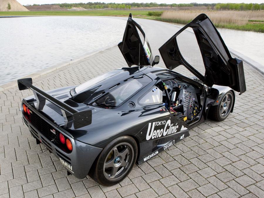  McLaren F1 GTR 1995 года  (фото 24 из 35)